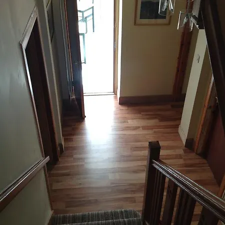 Whitehouse Guest House-2